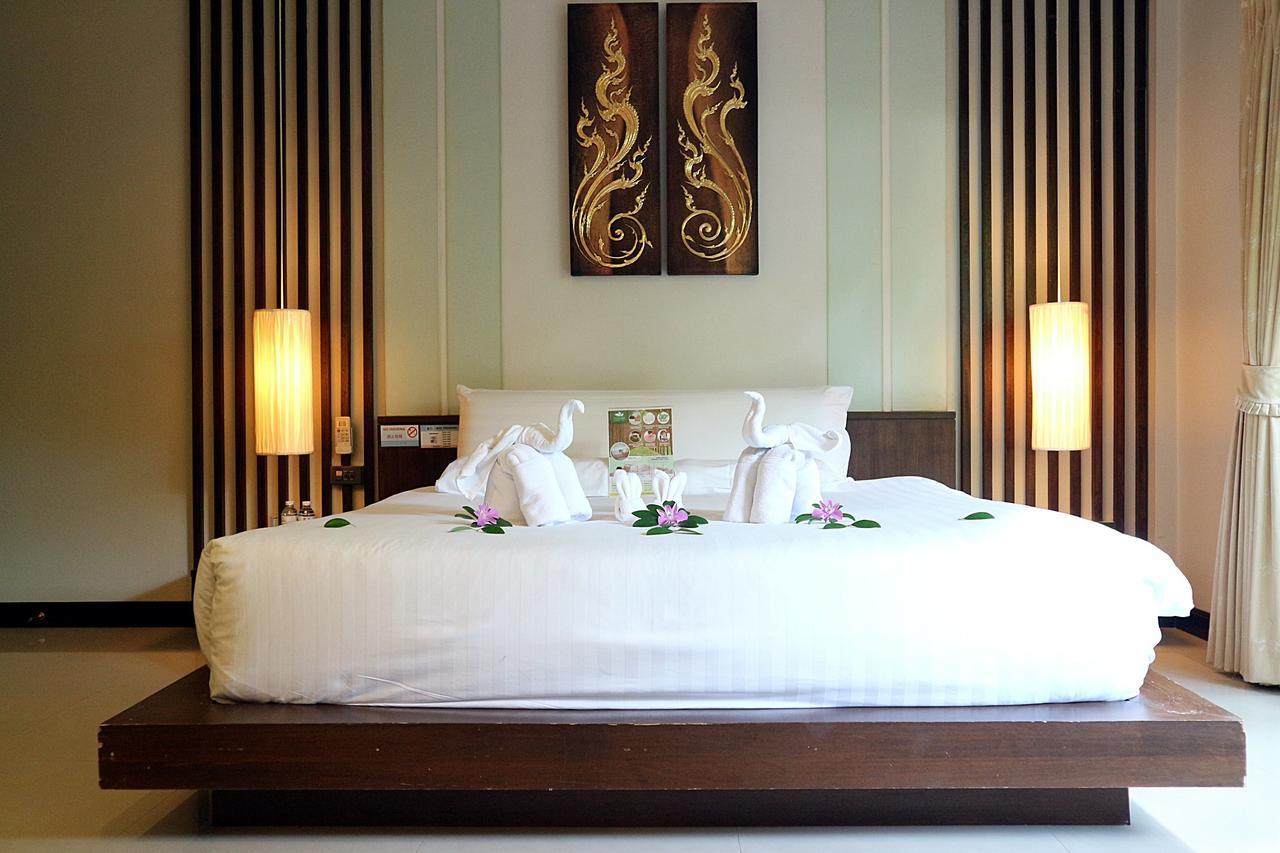 Naiharn Garden Vila