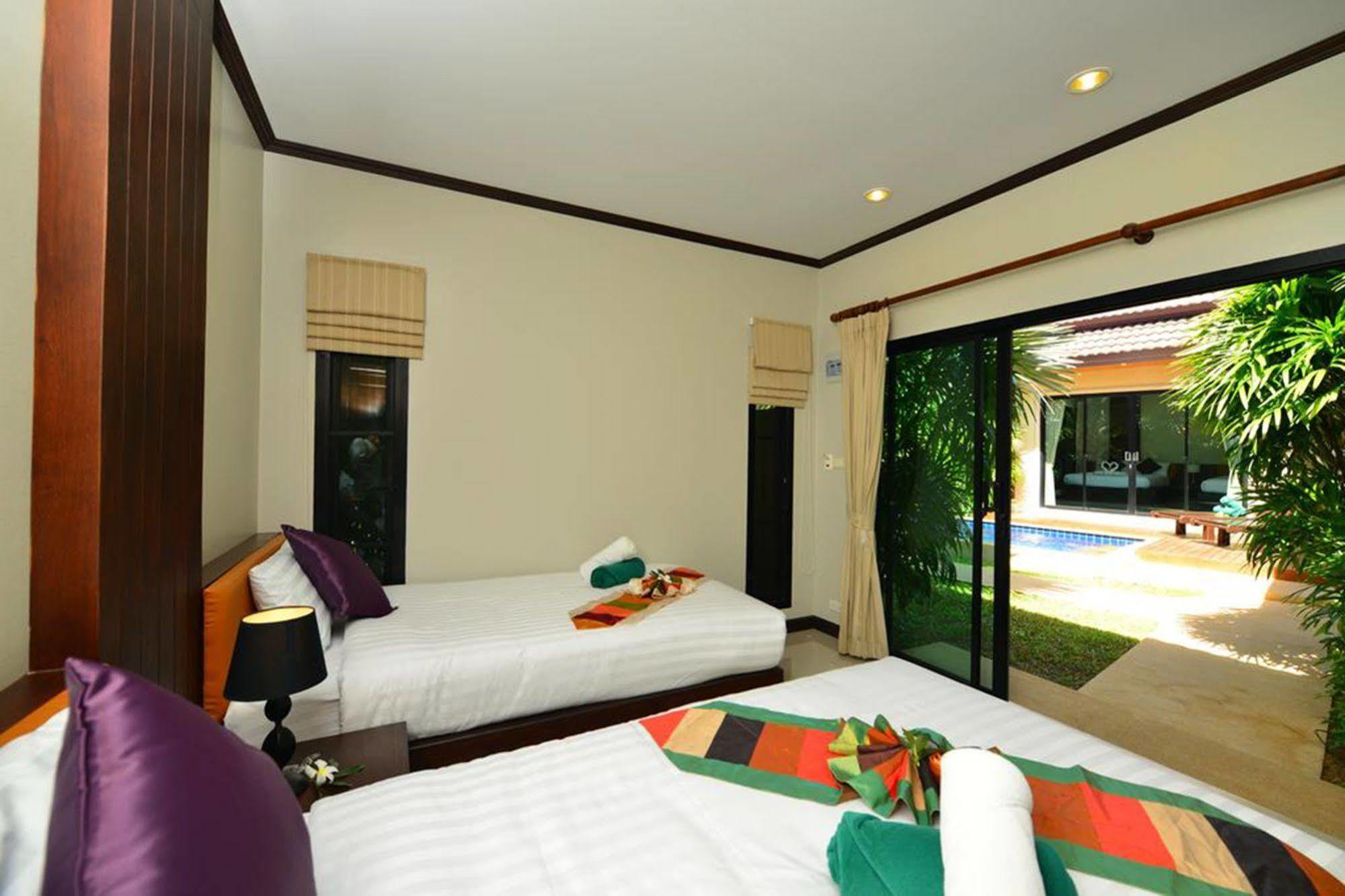 Naiharn Garden Vila *